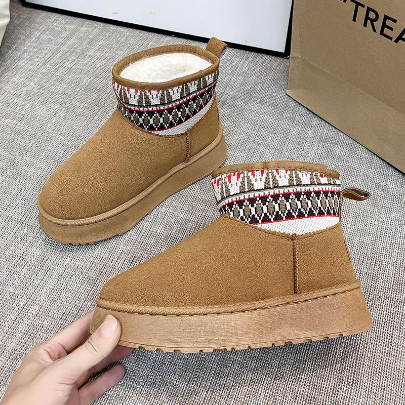 2024 autumn and winter new thick soled ethnic snow boots for women, round toe and thick cotton shoes with added fleece