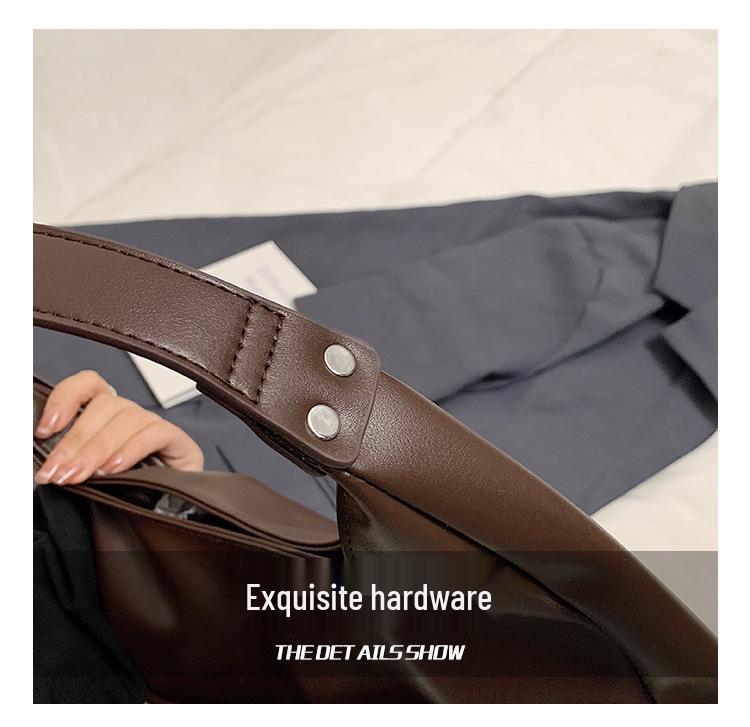 2025 Fluffy Plush Large Capacity Tote - Women's Mori Style Autumn/Winter Underarm Crossbody Bag