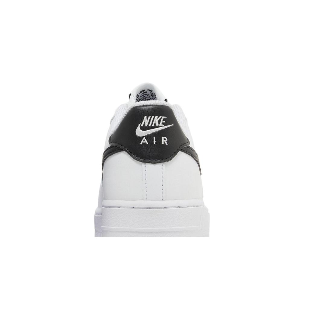 Nike Air Force 1 Grade School 'White Black' (Unisex) White / Black Kids' Skateboarding Shoes FV5948 101