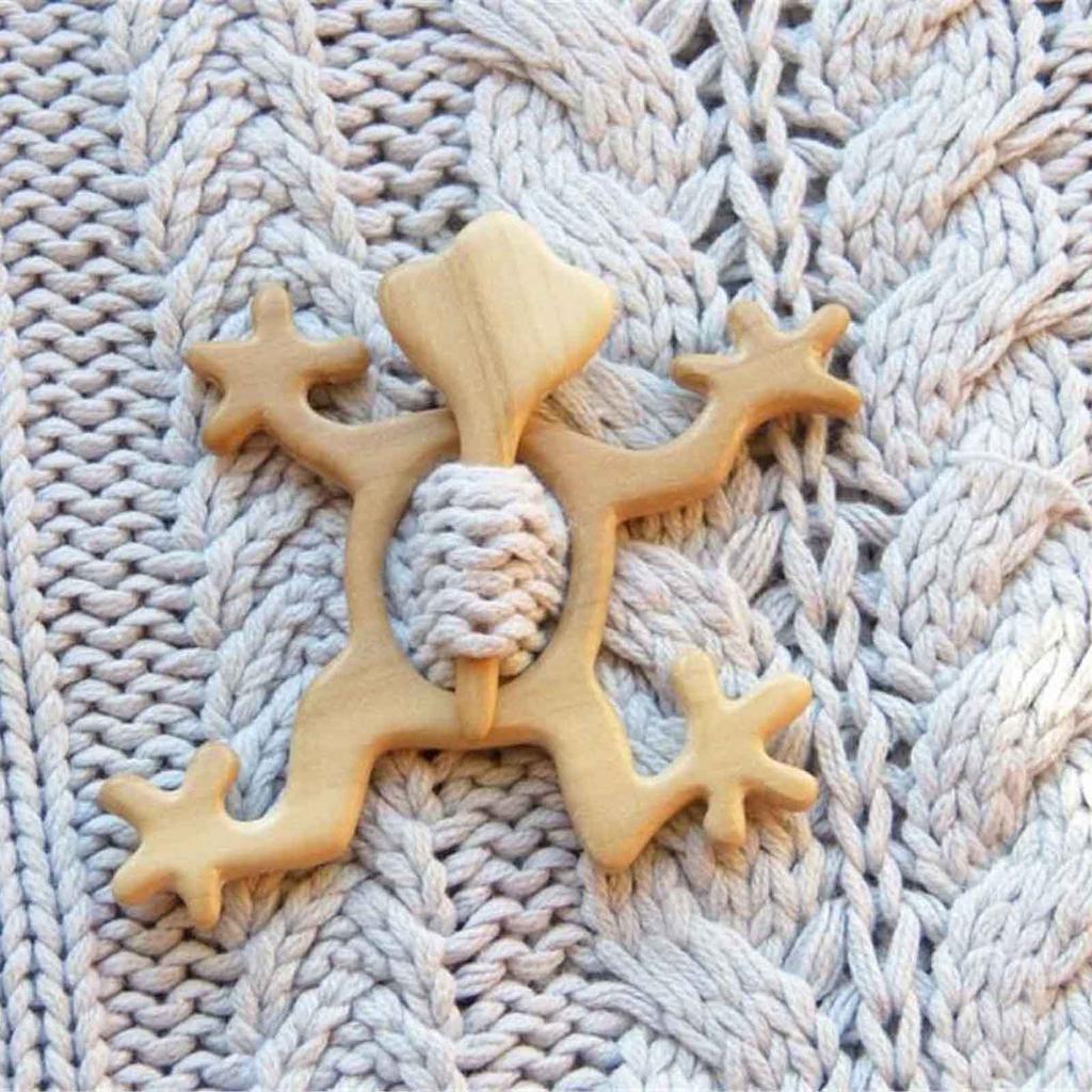 Wooden Animal Shape Brooch Creative Design Handmade Wooden Brooch Sweater Clip
