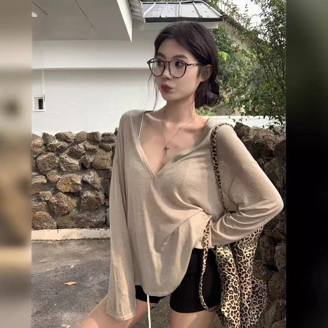 

Женская прозрачная белая летняя блузка с V-образным вырезом и длинными рукавами - свободный крой, защита от солнца, повседневный топ Large хаки