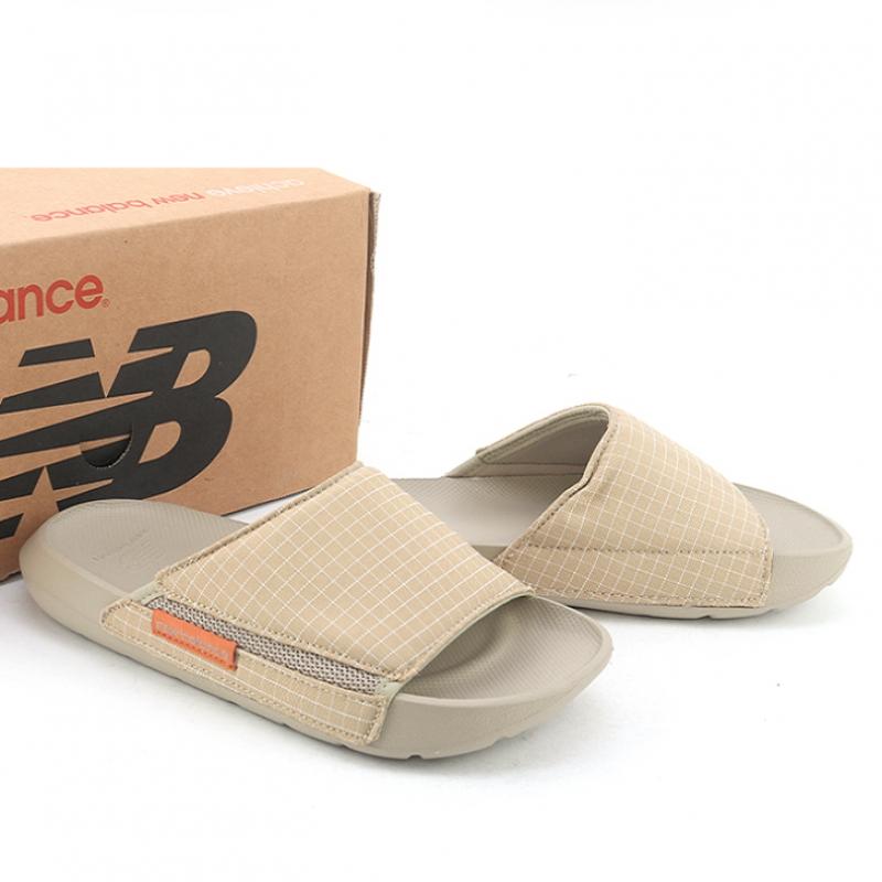 New Balance Slippers Beige