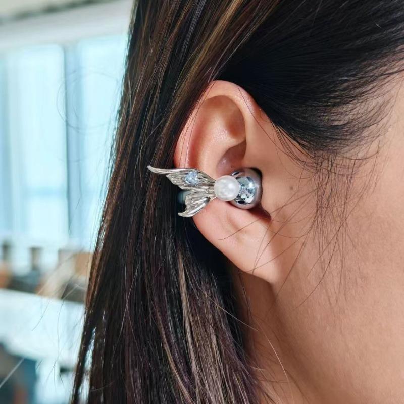 Suitable for earphone clips - star-shaped butterfly knot ear clips, with elegant and fashionable design, exquisite in quality.