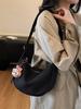 Canvas Dumpling Bag For Women With Zipper Closure And Street Style Design