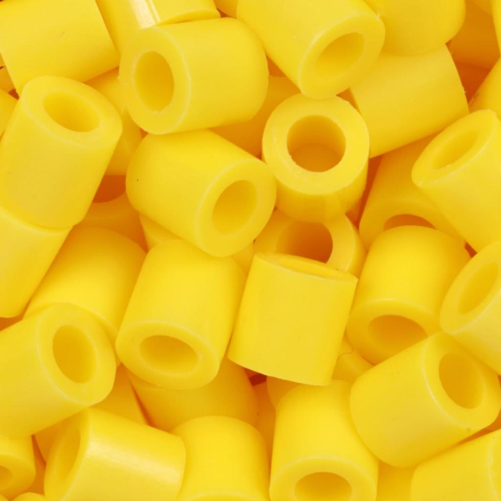 Pärlplattor enfärgade gula