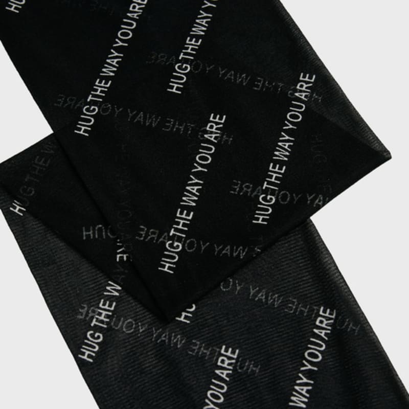 HUGDAY [20 Denier] Hug Lettering Pattern Pantyhose