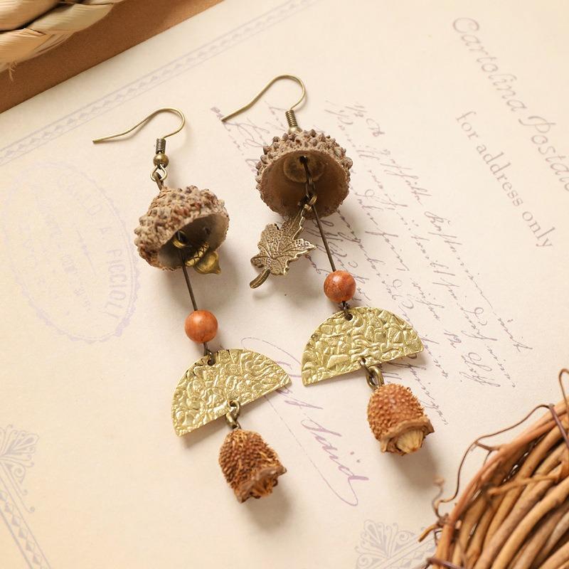 Retro natural plant earrings handmade creative niche acorn fruit long fringed design women's earrings