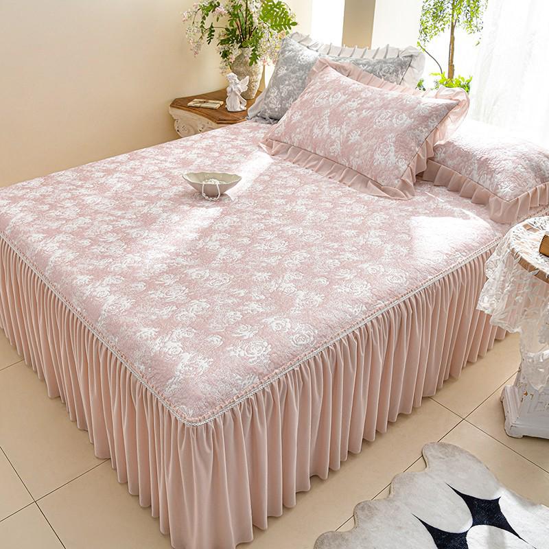 Princess Style Cooling Bed Skirt Set with Ruffled Lace Bedspread - Ice Silk Bean Mat for Summer