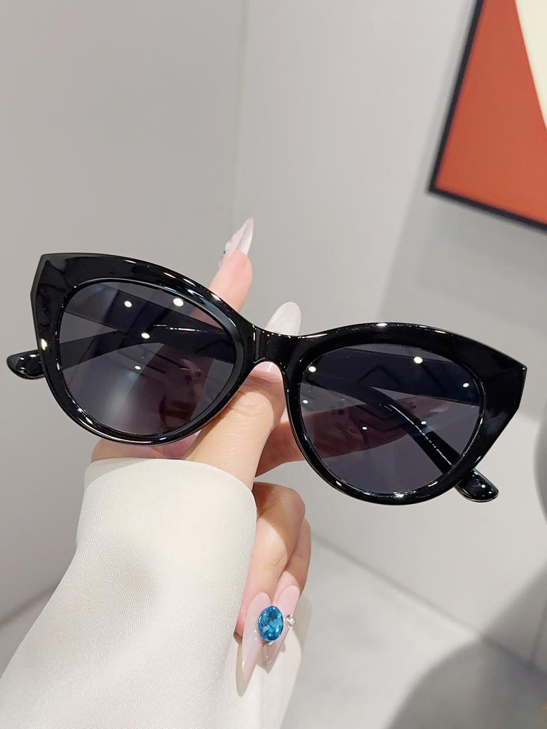 1Pc Cat-Eye Women's Sunglasses, Classic Black Frame with a High-End Feel, Enhances the Appearance of the Face