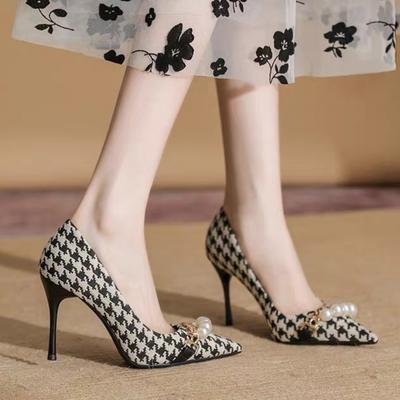Módne topánky BITRE 2024 Jar Dámske lodičky Perlová kovová retiazka Vysoké podpätky Kontrolovaná textúra Stilettos Dámske podpätky Luxusné spoločenské topánky