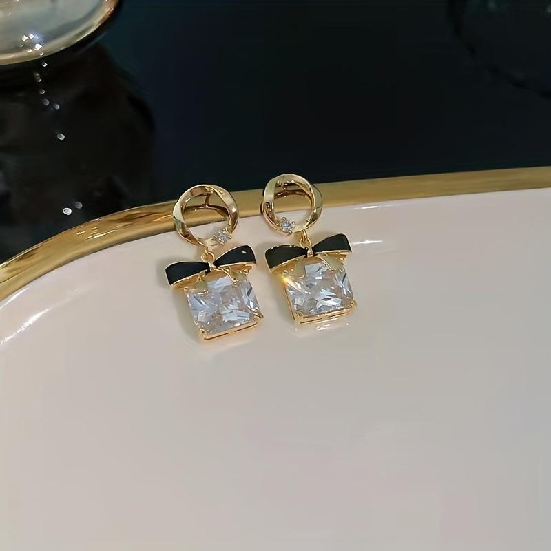 Korean-Inspired Elegant Shiny Diamond Bow Stud Earrings for Women