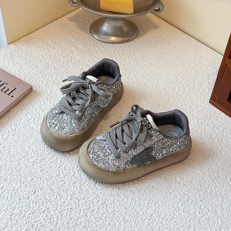 

Girls shoes spring and autumn 2025 new spring children s sports shoes women s treasure casual shoes girls lightweight board shoes foreign style 23