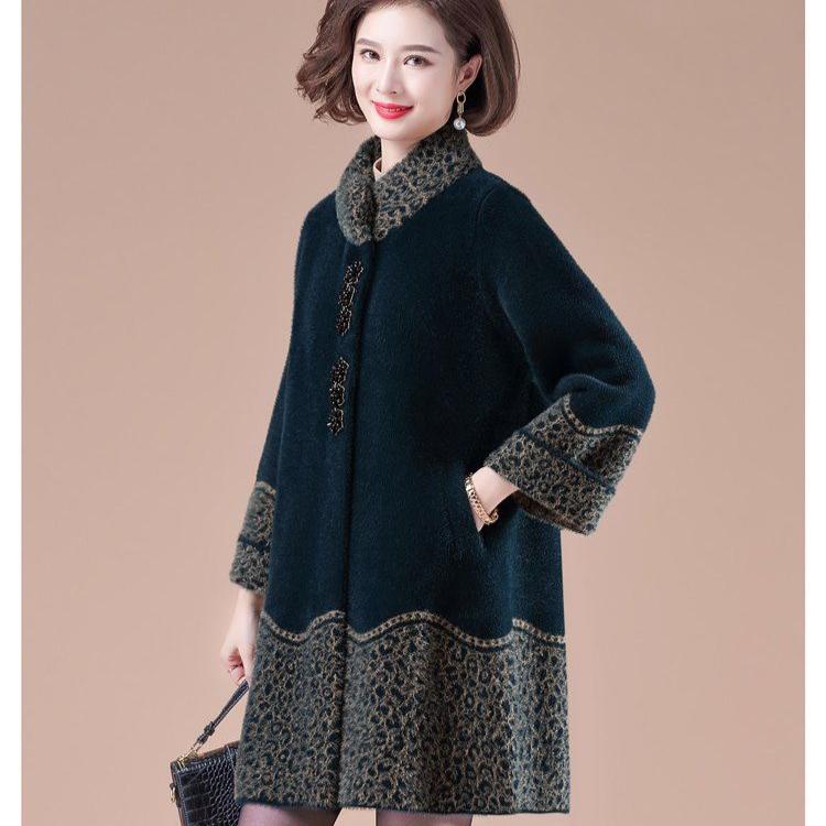 შემოდგომის დიდი ზომის ბეწვის ქურთუკი საშუალო ასაკის ქალებისთვის, დამზადებული წაულას კაშმირის ტანსაცმლისგან