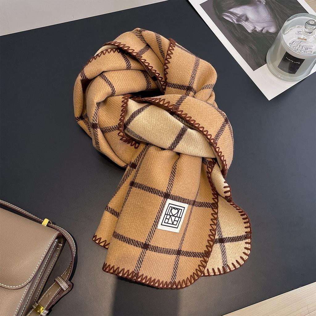 Korean Plaid Scarf Women Winter Classic Warm Imitation Cashmere Scarves Thick Bandana Fashion Luxury Shawl Wrap Bib Neckerchief