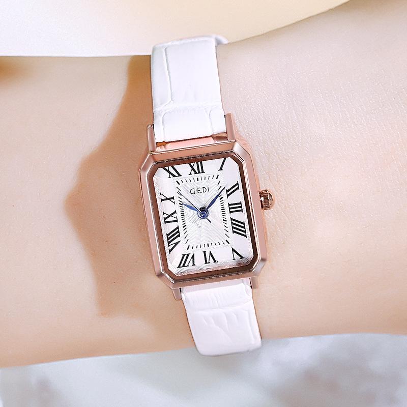 UTHAI CQ363 Retro Women Watch with High-end Temperamentwaterproof Strapquartz Watchsimple Clock Giftwatches for Woman