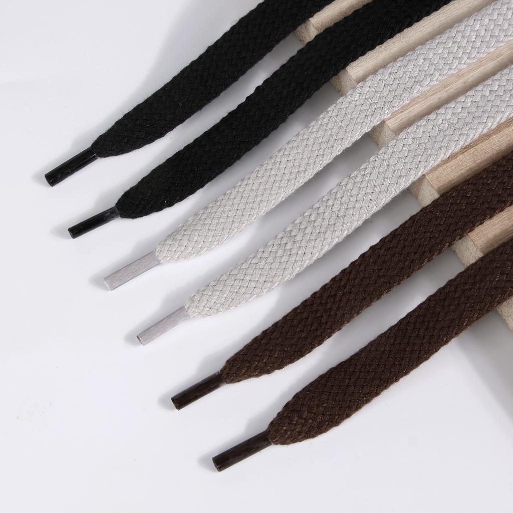 2 Paar, 1,5 cm verbreiterte schwarze einlagige flach gewebte Polyester-Schnürsenkel für Sportschuhe