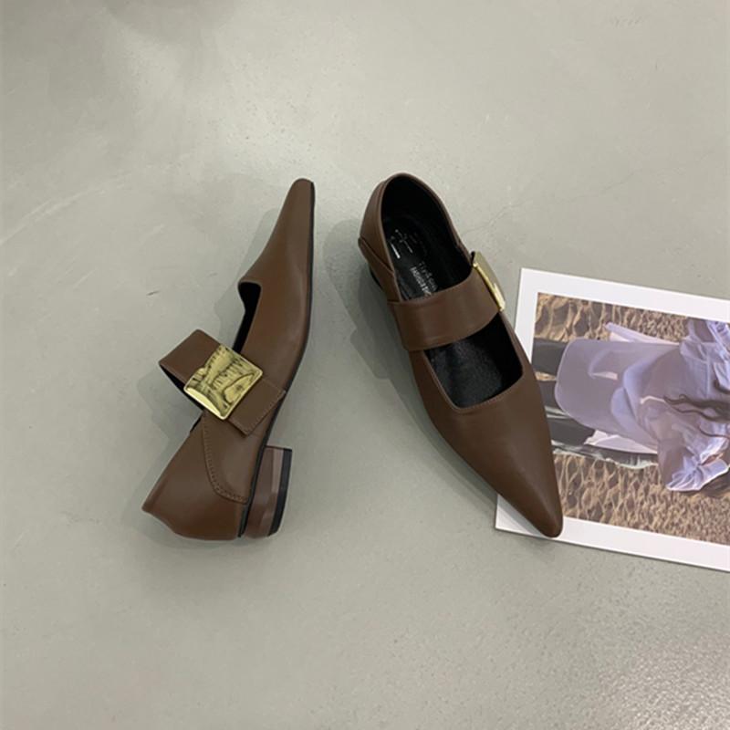 

Мода Bailamos 2024 Новые женские балетки Весна Осень Острый носок Ремешки с пряжками Неглубокие Женские Мягкие Лоферы Легкая Модная Женская Обувь 35 коричневый