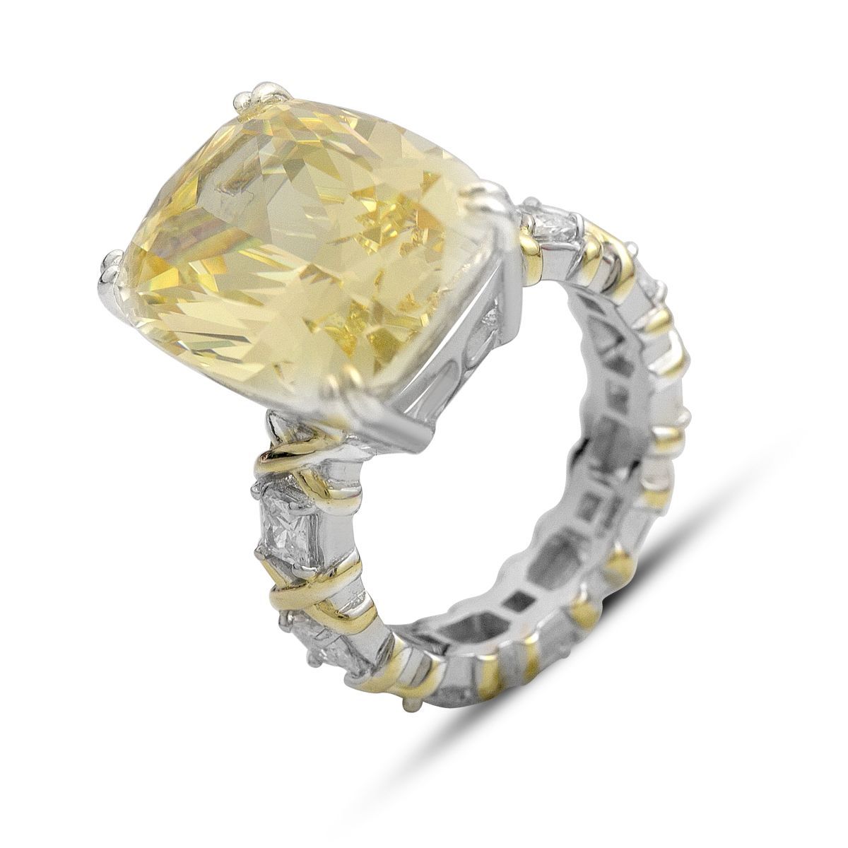 

Silver ring with cubic zirconia, product weight 13 g (2175391) 17