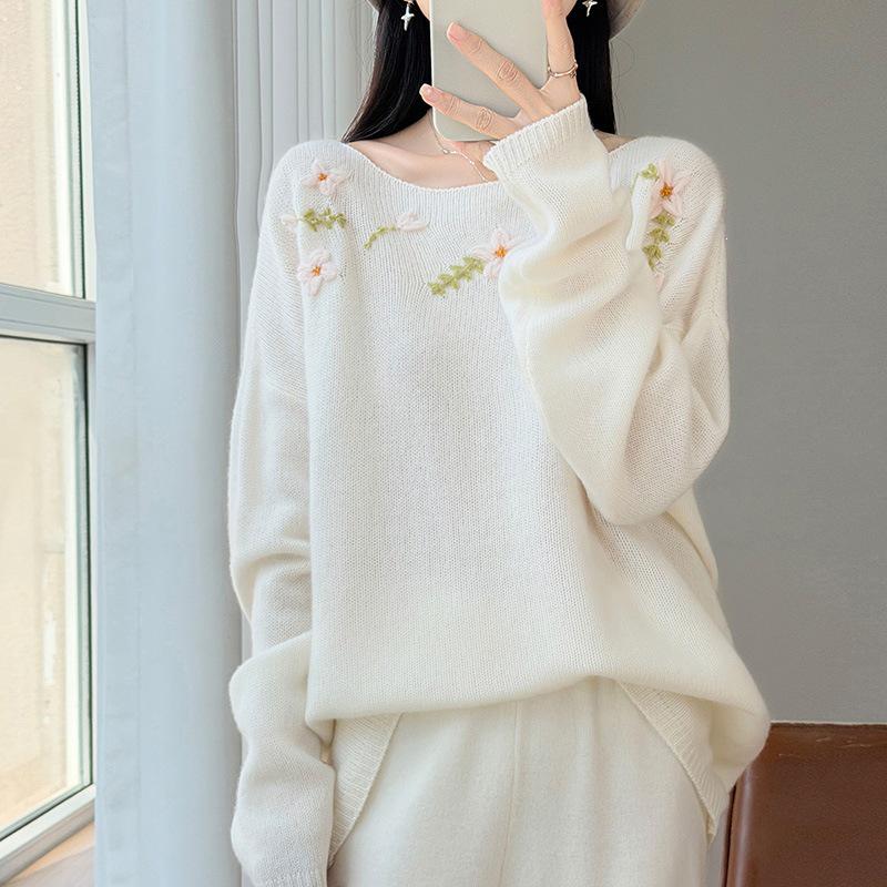 2026 A/W Women's One-Shoulder Embroidered Wool Sweater Top