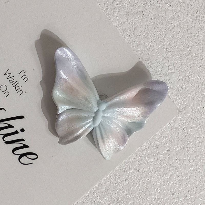 Bring In Wealth and Treasure Butterfly Decoration Female Driver Decoration Car Aromatherapy