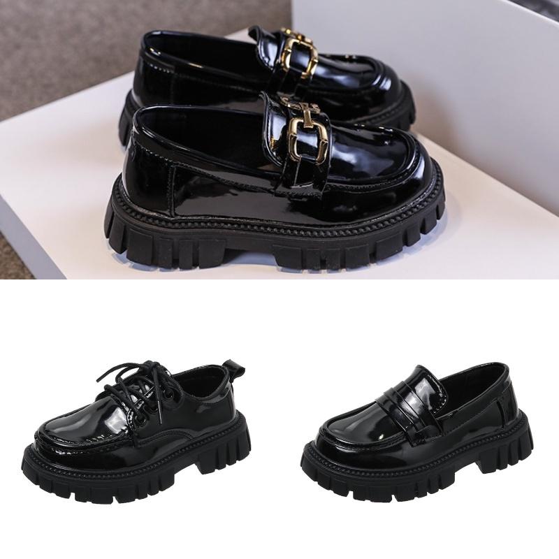 Stilvolle und bequeme britische Schuhe für kleine Mädchen