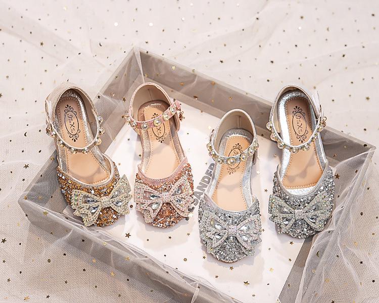 2026 Spring/Summer Rhinestone Bow Princess Shoes for Girls - Soft Sole Crystal Performance Footwear.