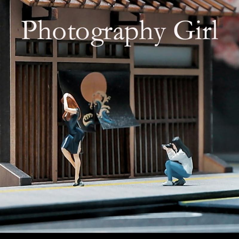 1:64 Scale Hand Painted Resin Collectible Figure Miniature Model Accessories Realistic Photographer Figure Model Gift