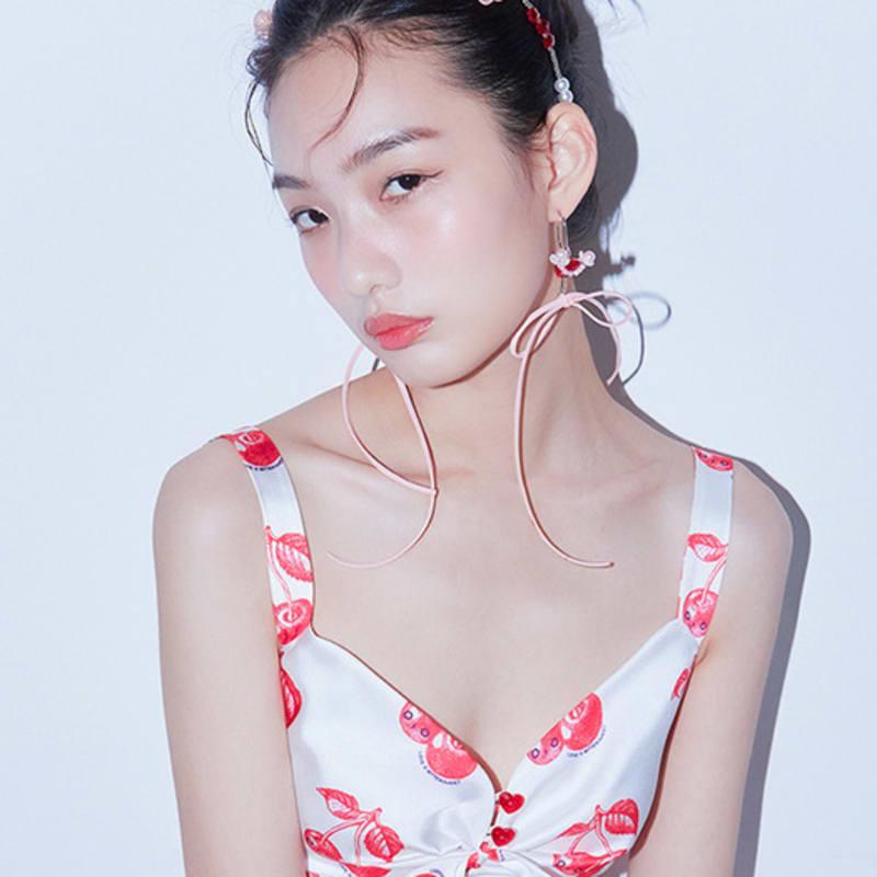 LOVUEE Double Peony Headband with Pomegranate Flowers