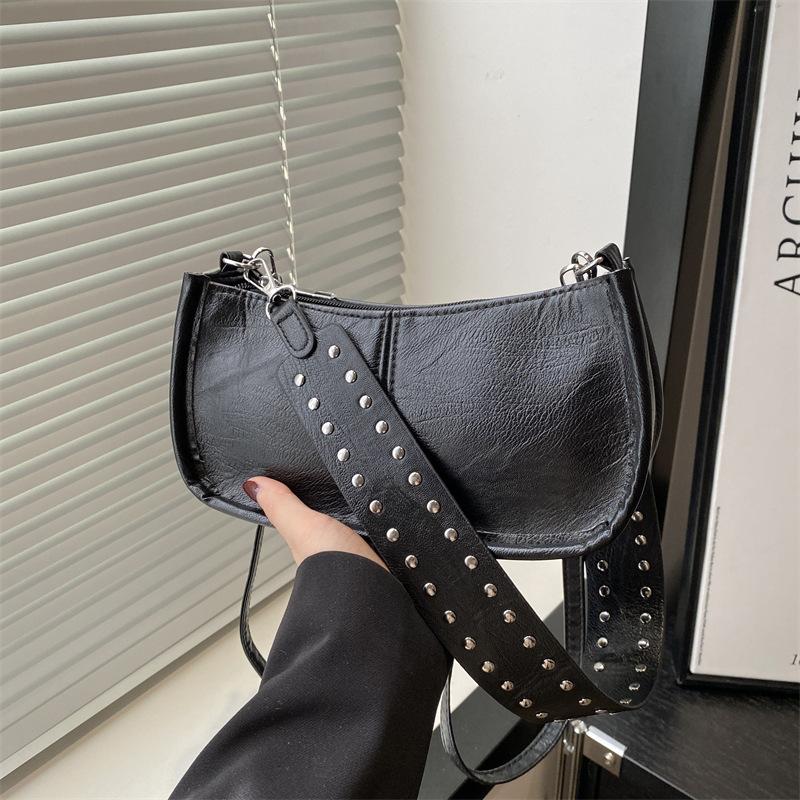 Retro Solid Color Simple Casual New High Fashion Versatile Commuter Shoulder Underarm Messenger Bag Woman