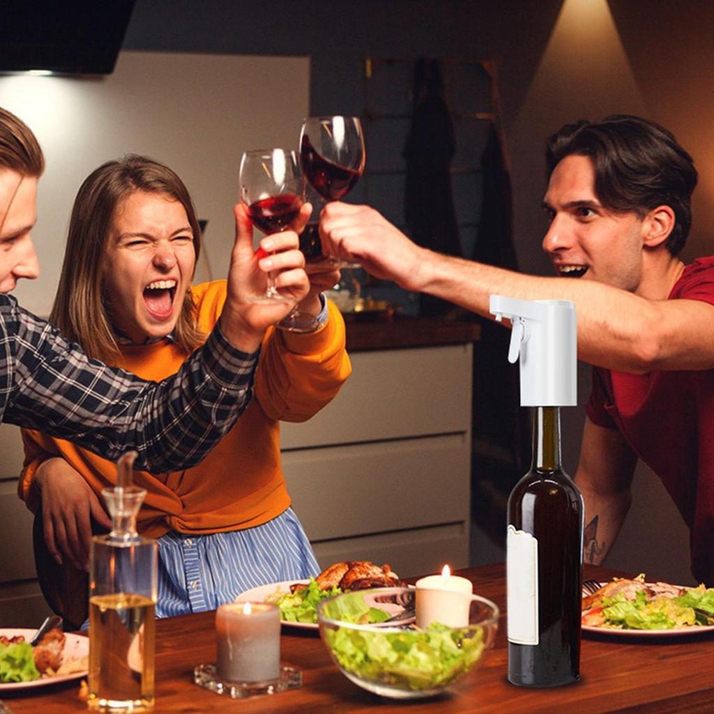 Automatisk vinfördelare Smart sensor vinpump 4 lägen Pekskärm Digital för rött vin whisky likör Elektrisk dekanter