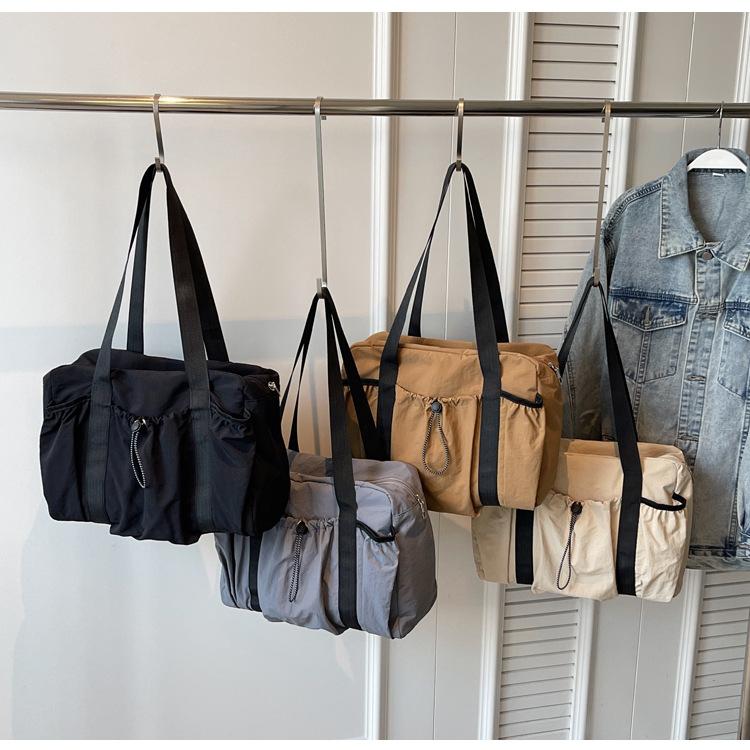 Casual Large-capacity Nylon Bag Women's 2025 New Versatile Shoulder Bag Short Trip Tote Bag