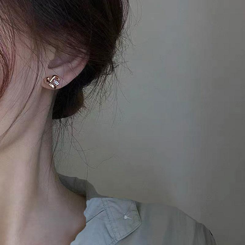 Exquisite 14k Real Gold Plating Micro Earrings Luxury Charm Heart Tassel Girls Feminia Earring Accessories Wedding Pendant