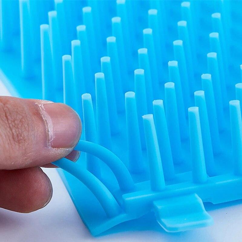 Dog Claw Cleaning Cup Soft Silicone Comb Portable Outdoor Pet Towel Foot Washing Claw Cleaning Brush Quick Foot Washing Cleaning Bucket