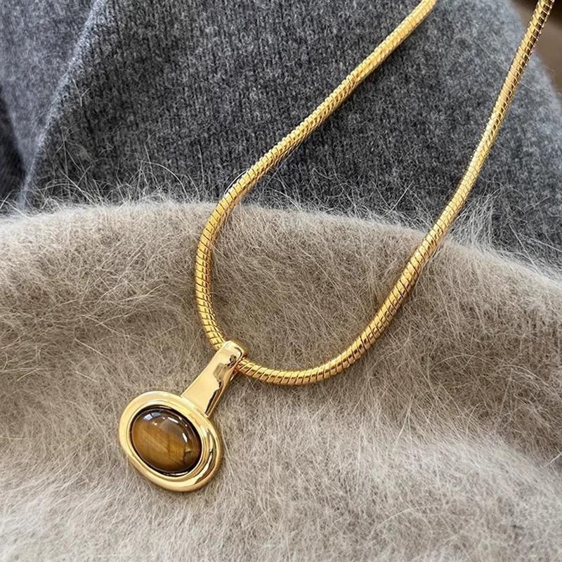 Tiger Eye Stone Pendent Necklace Women's Fashion Jewelry Accessory Coffee Color Chain Beads Jewelry Accessories
