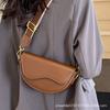 Autumn and winter 2025 new high-end bag women's popular one-shoulder underarm bag niche wide shoulder strap crossbody dumpling bag