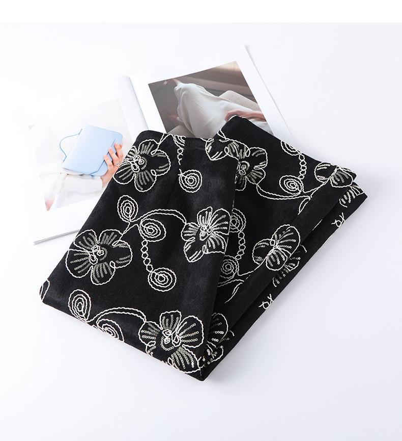 2026 Women's Retro High-Waist A-Line Skirt with French Embroidery and Back Slit