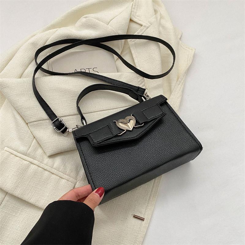 

Trendy Small Square Bag For Women Elegant Minimalist Shoulder Bag In Pu Material Available In Multiple Colors чёрный