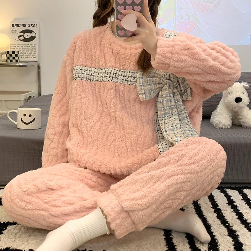 

Зимняя женская жаккардовая плюшевая пижама с бантом для милой девочки, мягкая утолщенная пижама из кораллового флиса с эластичными манжетами M розовый