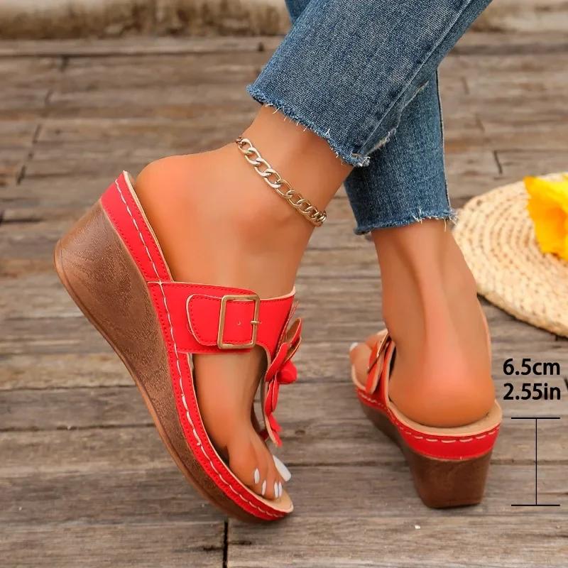 fashion Beach Shoes Slippers Women Summer on A Wedge Flower Slides Big Size Low Fashion Pantofle Rubber Flip Flops Sabot Luxury