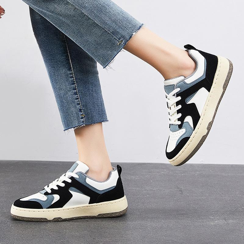 Casual Shoes Women Flat  Designer Spring Fashion Lace Up Women Sneakers Comfort Lightweight Non Slip Sports Shoes Female