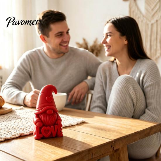 Anniversary Gifts for Couples Faceless Love Gnome Figurine, 3D Printed Valentine's Day Desktop Decor, Modern Minimalist Desk Accessories Romantic