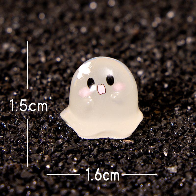 Halloween Creative Skull and Ghost Trinkets for Home, Car, Desktop Resin Craft Decorative Trinkets