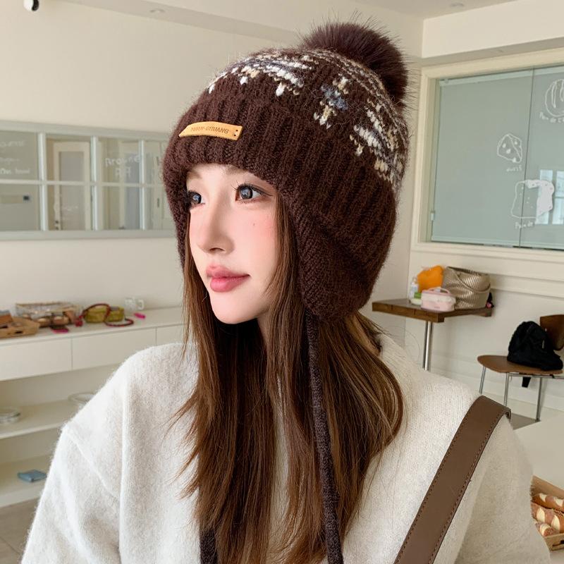 Winter hat women's snowflake jacquard warm knitted hat windproof and cold protection ear protection headgear versatile casual wool hat