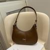 Highend underarm bag women's autumn new fashion versatile shoulder bag niche design baguette handbag