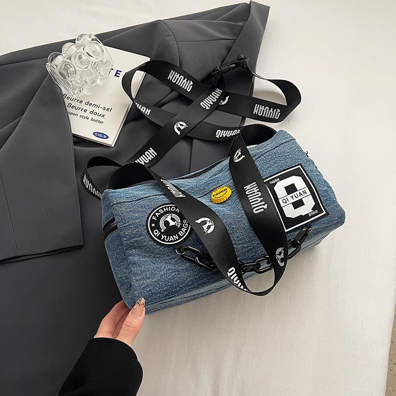 

European and American trendy bags, retro denim bags, messenger bags, personalized thick chains, shoulder satchel nets, cloth bags, versatile small ba синій