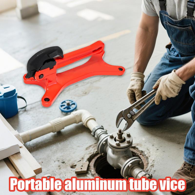 1pc Manuel Pipe Clamps Portable Aluminum Tube Vice Pipeline Support Solid Base Spring Loaded Jawss Multifunctional Tool Gear