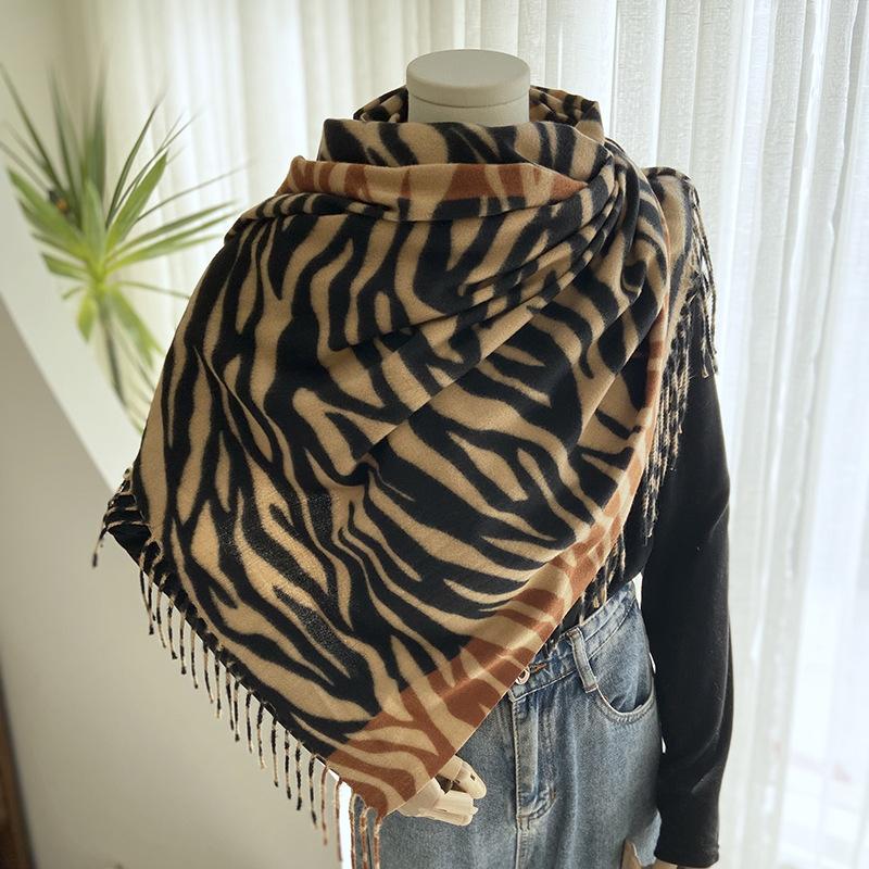 Autumn and Winter Imitation Cashmere Scarf Women's New Color Matching Printing Shawl Versatile Warm Scarf