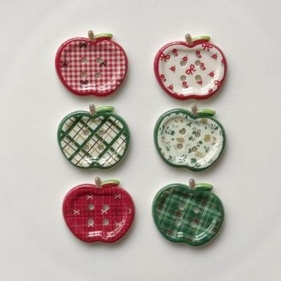 10 Stück Weihnachtsapfel Harzknöpfe für Handarbeit DIY Scrapbooking Basteln Nähzubehör Kleidung Kleidungsstück