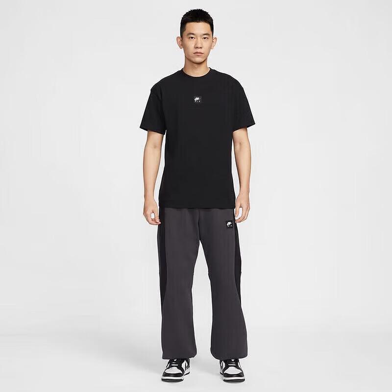 Nike Men's Multi-Swoosh Round Neck Short Sleeve T-Shirt