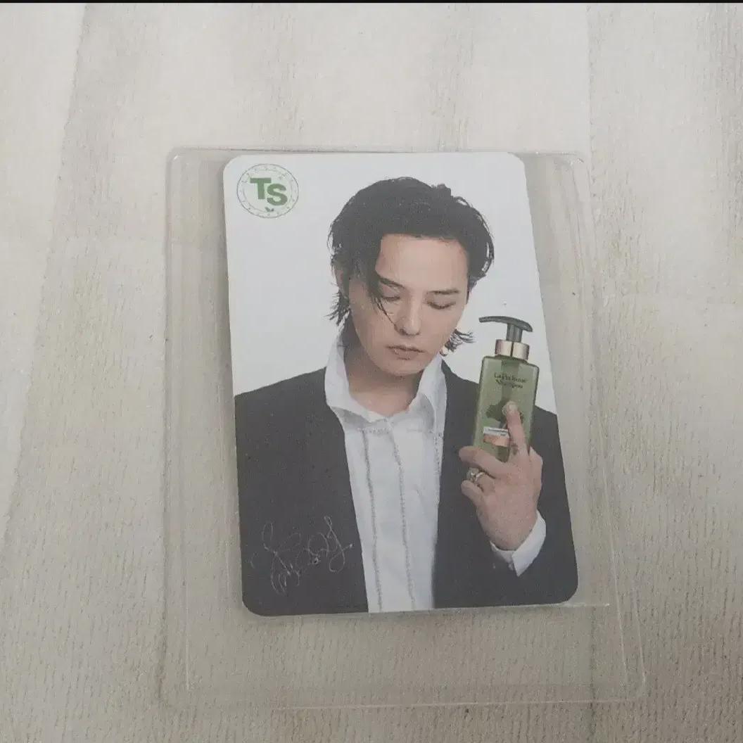 

Редкая фотокарточка Gd G-dragon в продаже!!!